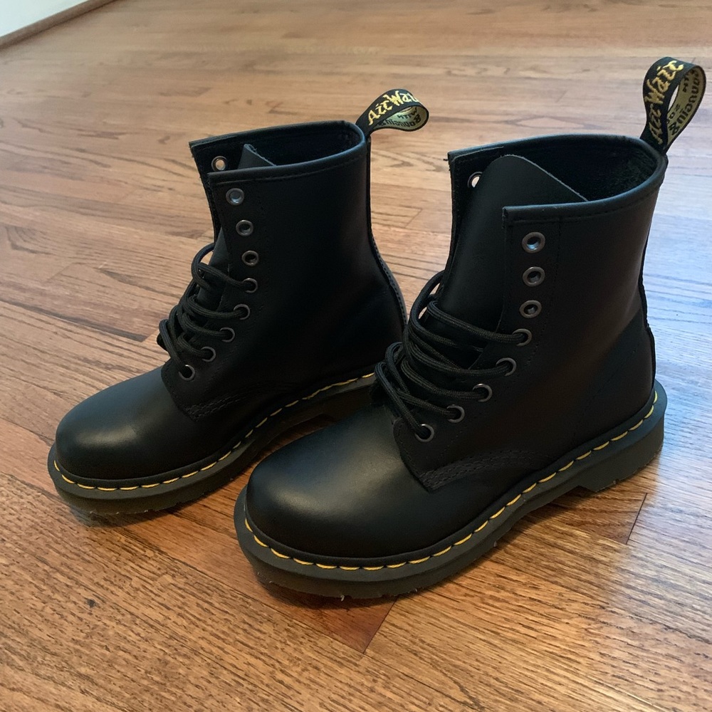 Doc Martens - original style - size 5.5 (EU 36)